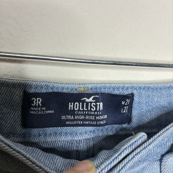 Hollister Patchwork Frayed Hem Ultra High Rise Mom Jean 26/27 (3R) - Picture 8 of 8